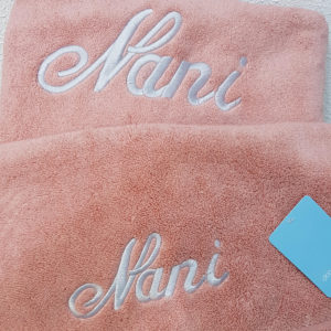 Toalla don algodón 100% algodón 600gr bordada